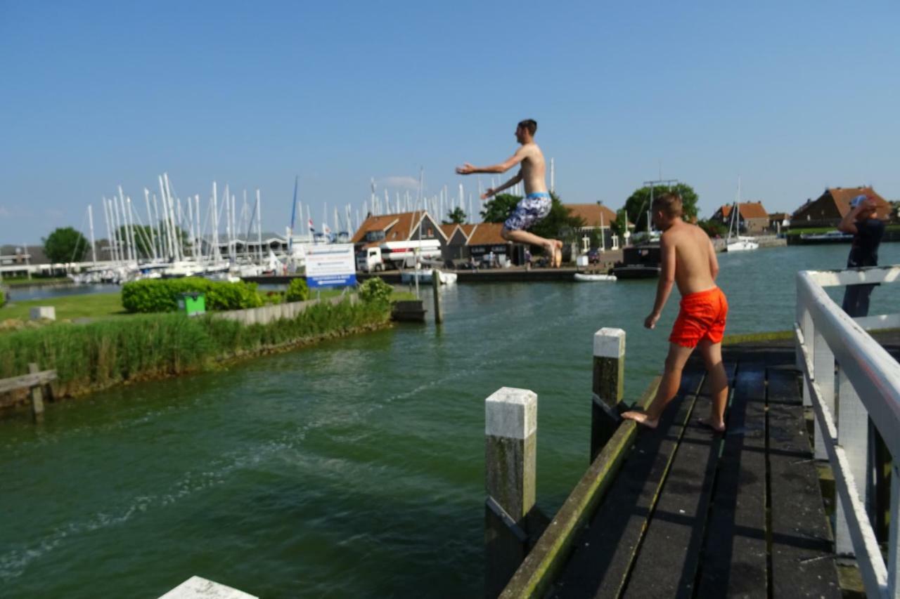 Vakantiehuisgalamadammen Met Ligplaats Boot カウドゥム エクステリア 写真